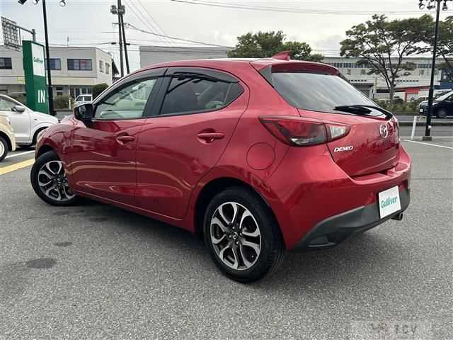 2016 Mazda Demio