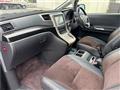 2013 Toyota Alphard