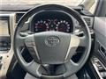 2013 Toyota Alphard