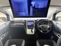2012 Toyota Vellfire