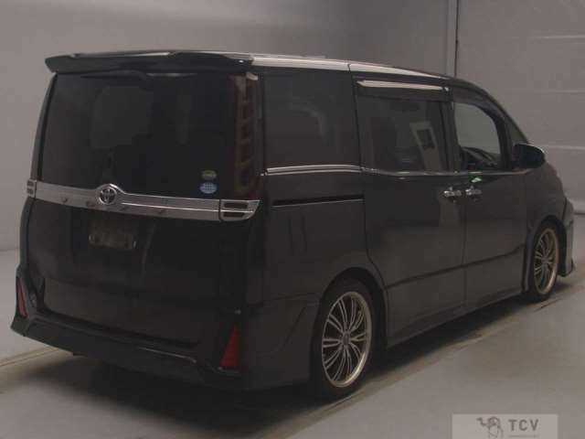 2015 Toyota Voxy