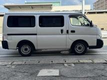2004 Nissan Caravan