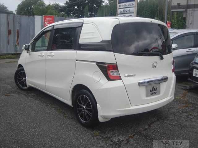 2012 Honda Freed Spike