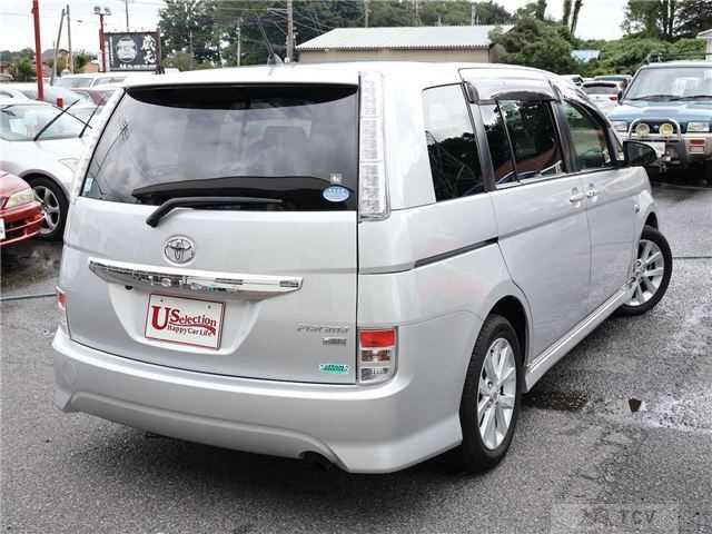 2013 Toyota Isis