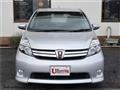 2013 Toyota Isis