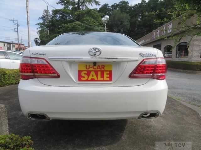 2010 Toyota Crown