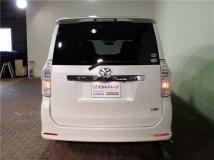 2012 Toyota Voxy