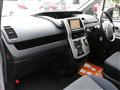 2010 Toyota Noah