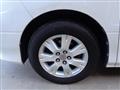 2004 Toyota Alphard