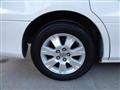 2004 Toyota Alphard
