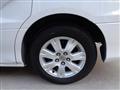 2004 Toyota Alphard