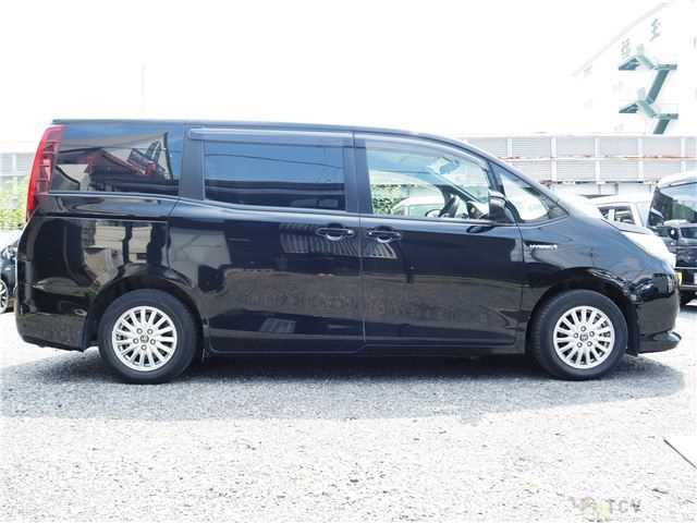 2014 Toyota Noah