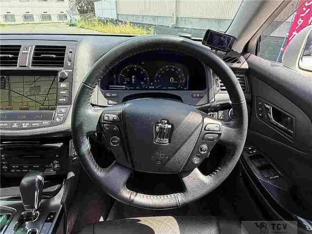 2008 Toyota Crown Hybrid