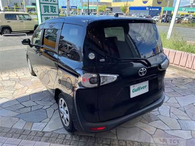 2016 Toyota Sienta
