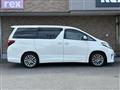 2013 Toyota Alphard