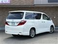 2013 Toyota Alphard