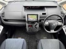 2011 Toyota Voxy