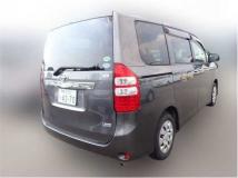 2012 Toyota Noah