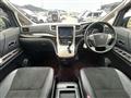 2013 Toyota Vellfire