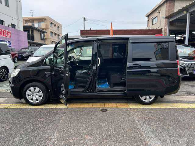 2015 Honda Step WGN
