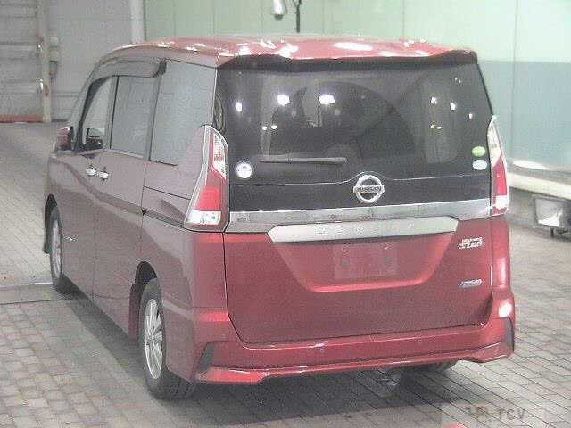 2017 Nissan Serena