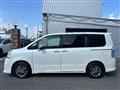 2013 Toyota Voxy
