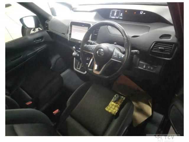2016 Nissan Serena