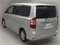 2012 Toyota Noah