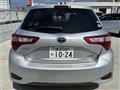 2017 Toyota Vitz