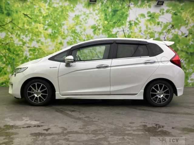 2013 Honda Fit Hybrid