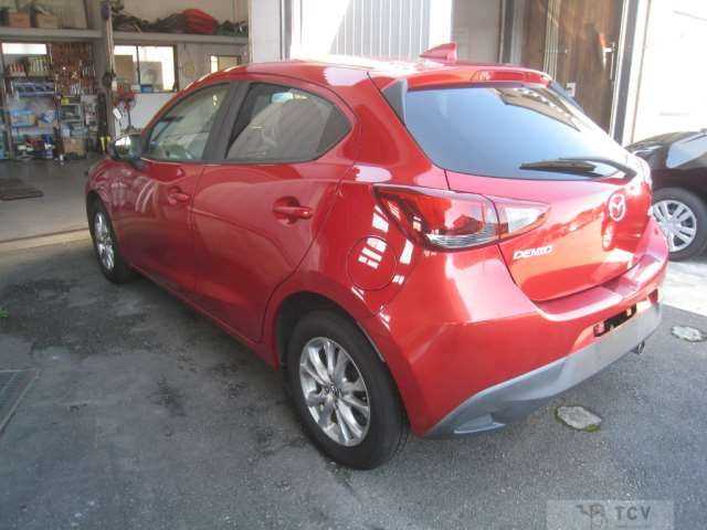2016 Mazda Demio