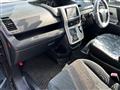 2010 Toyota Voxy