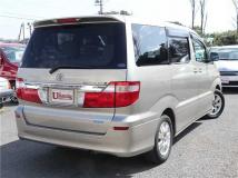 2003 Toyota Alphard