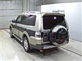 2009 Mitsubishi Pajero