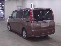 2015 Toyota Noah
