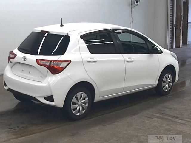 2017 Toyota Vitz