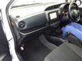 2017 Toyota Vitz