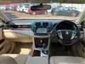 2012 Toyota Crown