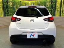 2016 Mazda Demio