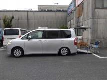 2010 Toyota Noah