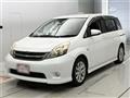 2013 Toyota Isis