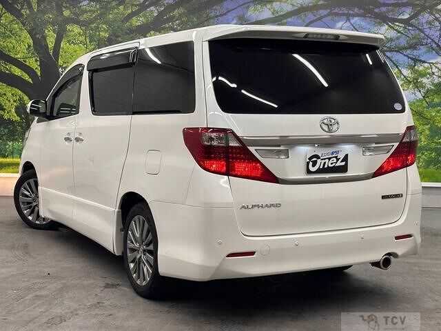 2014 Toyota Alphard