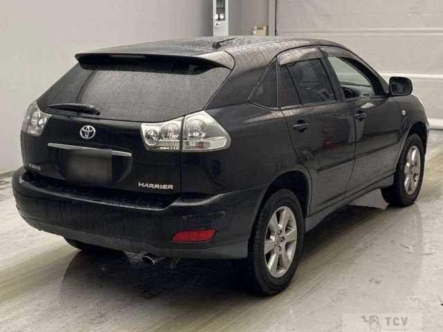 2003 Toyota Harrier