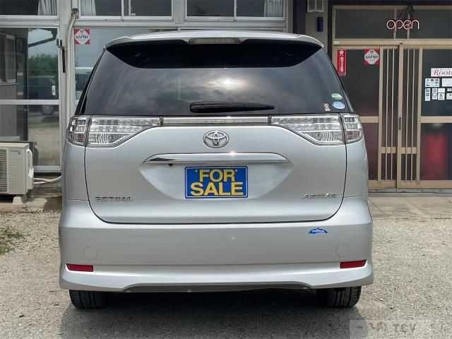 2015 Toyota Estima