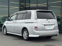 2011 Toyota Isis