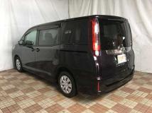 2015 Toyota Noah