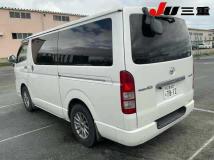 2010 Toyota Regiusace Van