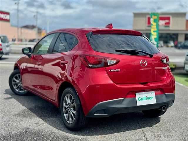 2017 Mazda Demio