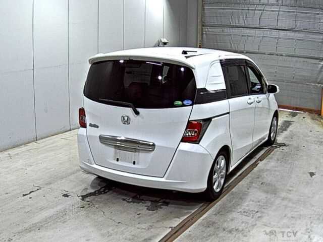 2015 Honda Freed Spike