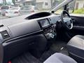 2013 Toyota Estima